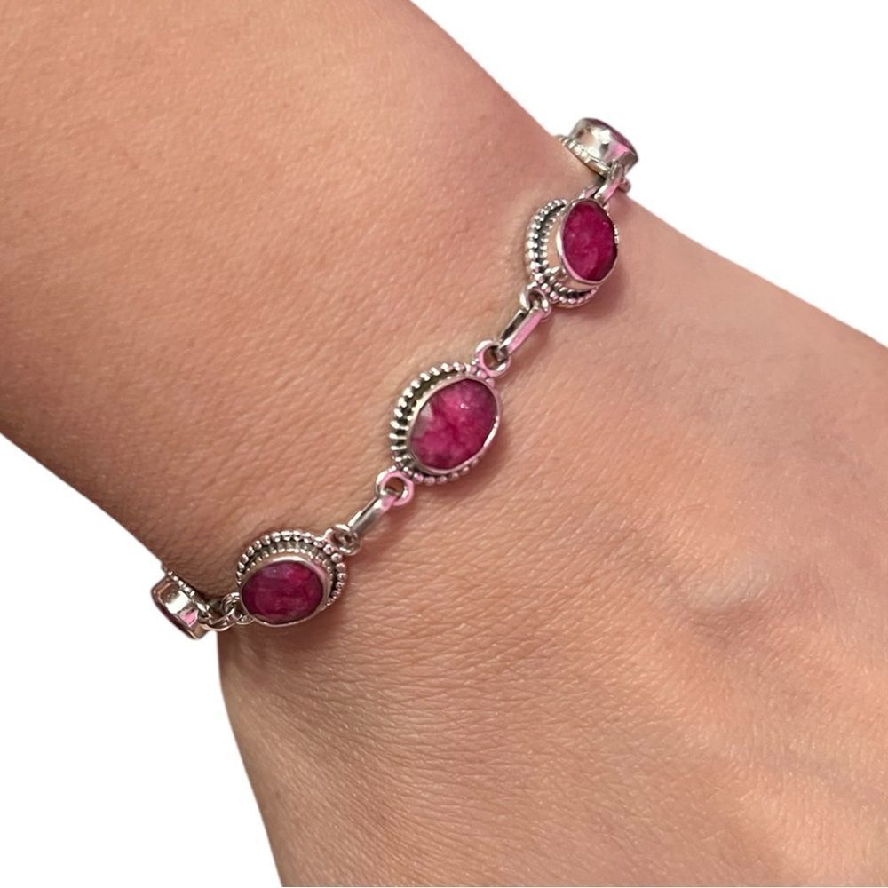 Gorgeous 925 Sterling Silver Ruby Gemstone Bracelet